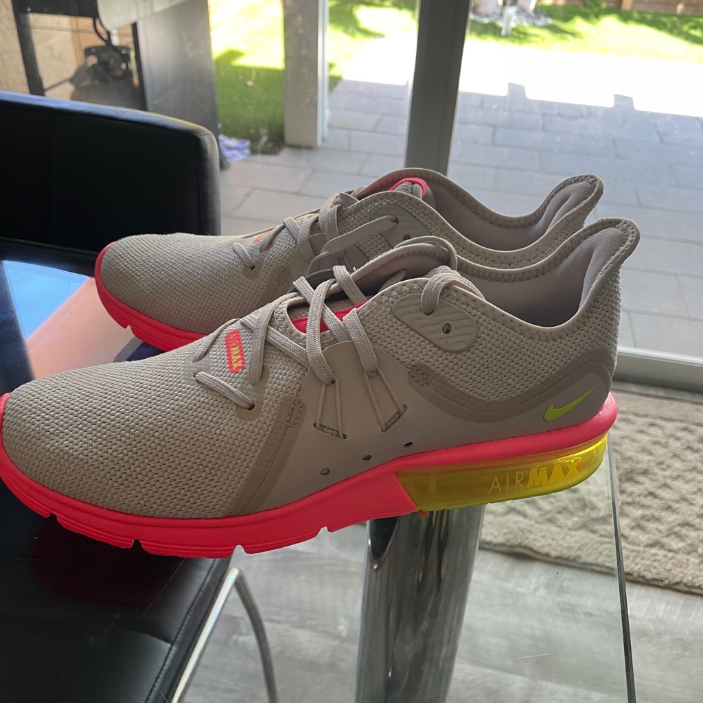 Brand New Nike Air Max